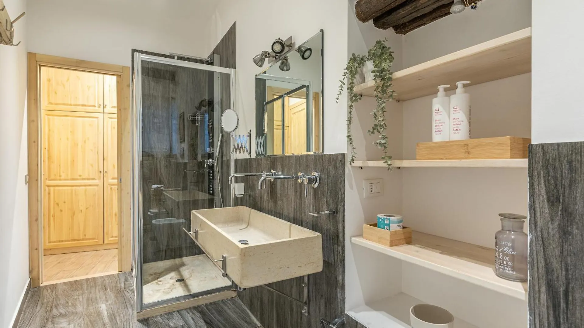 Borsa Apartments By Wonderful Italy Palermo 0*,  Italy